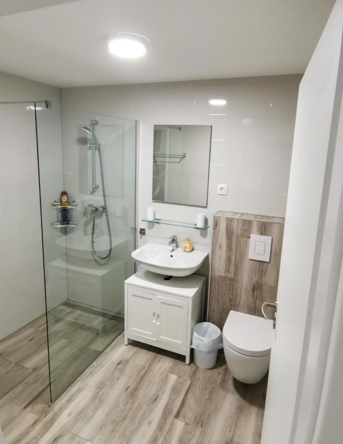 Hostel Postaja Ruse Ngoại thất bức ảnh